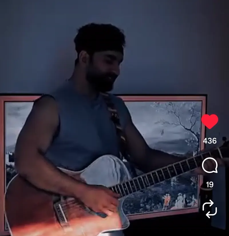 Guitar and singing reel